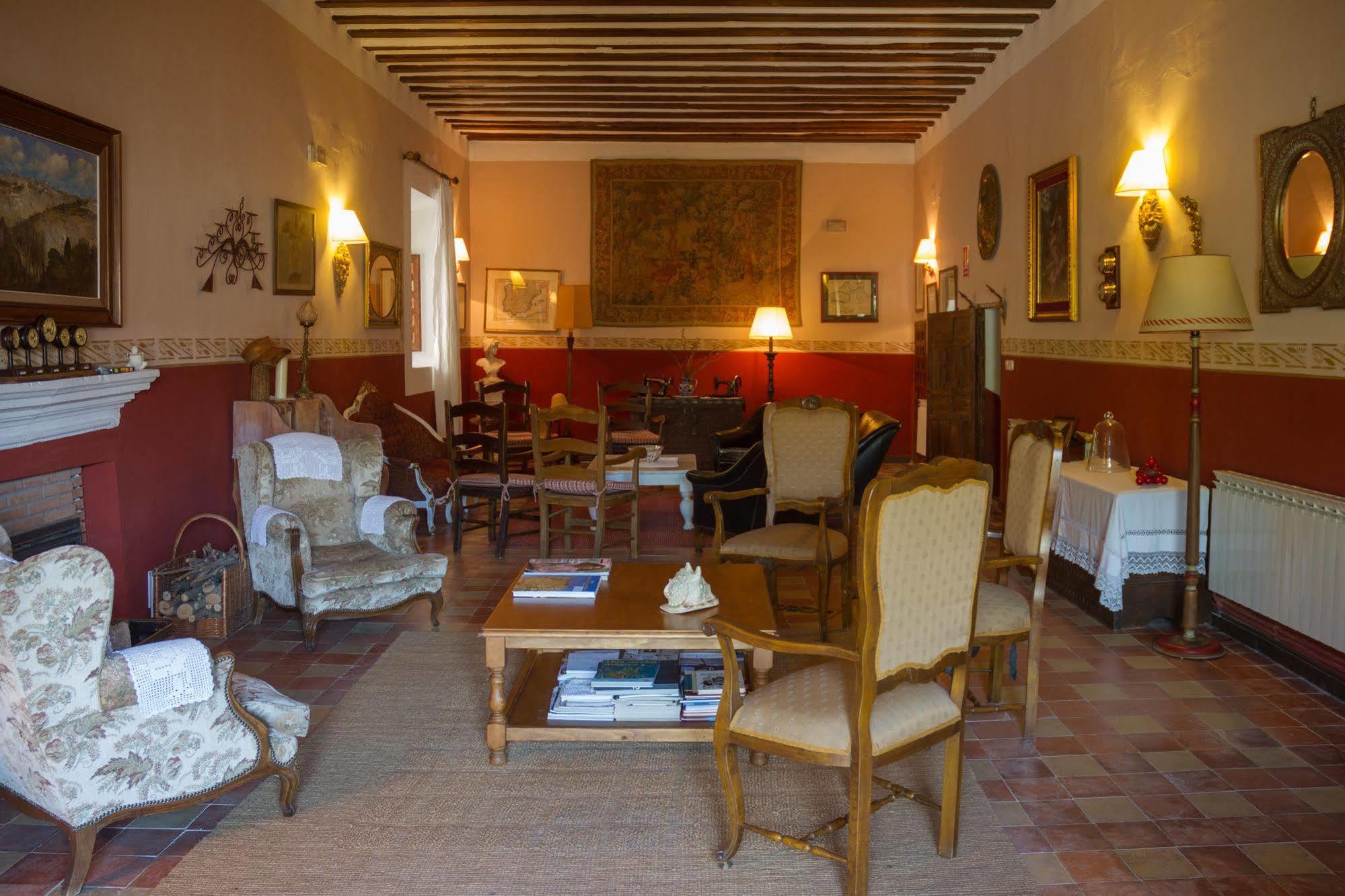 Casa Palacio Conde De Garcinarro Huete Ngoại thất bức ảnh